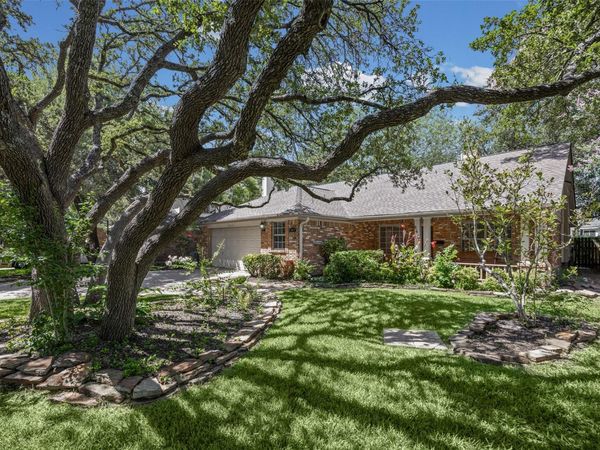 8417 Cornerwood DR, Austin, TX 78717