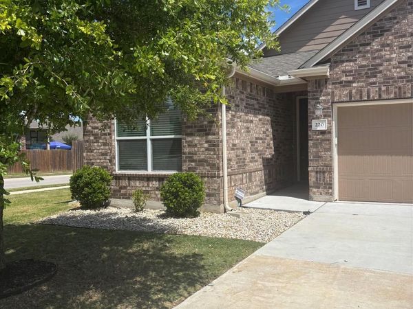 220 S Rocroi DR, Georgetown, TX 78626