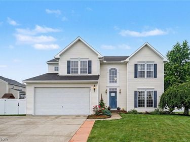 2721 Candlestick Drive, Norton, OH 44203