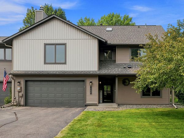 15635 41st Avenue N, Plymouth, MN 55446