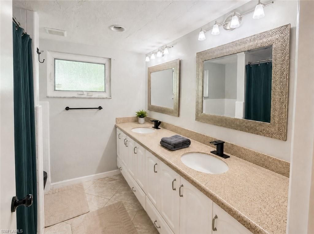 5098 Northampton Dr, Fort Myers, FL 33919 Photo