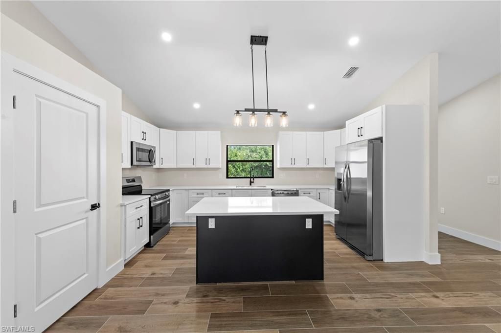 6156 Hughes Ave , Fort Myers, FL 33905 Photo