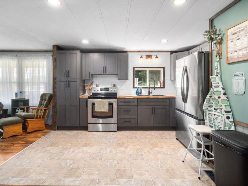 6939 Eckmansville Road, Winchester Twp, OH 45697 Photo 6