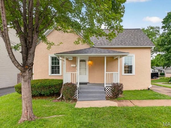 9351 Golden Gate Road , Rock Hill, MO 63144
