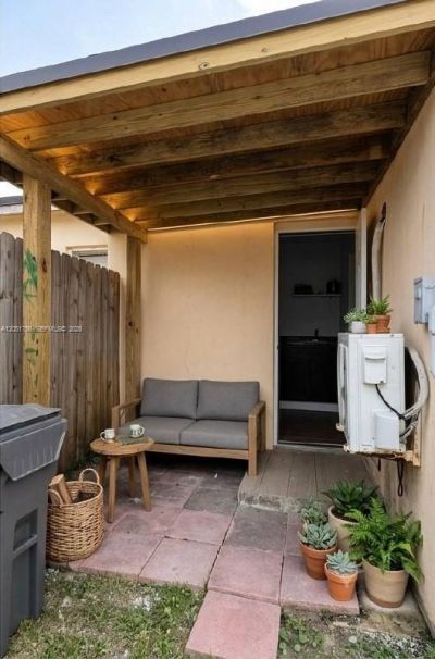 1340 NW 191st St , Unit 1, Miami Gardens, FL 33169 Photo