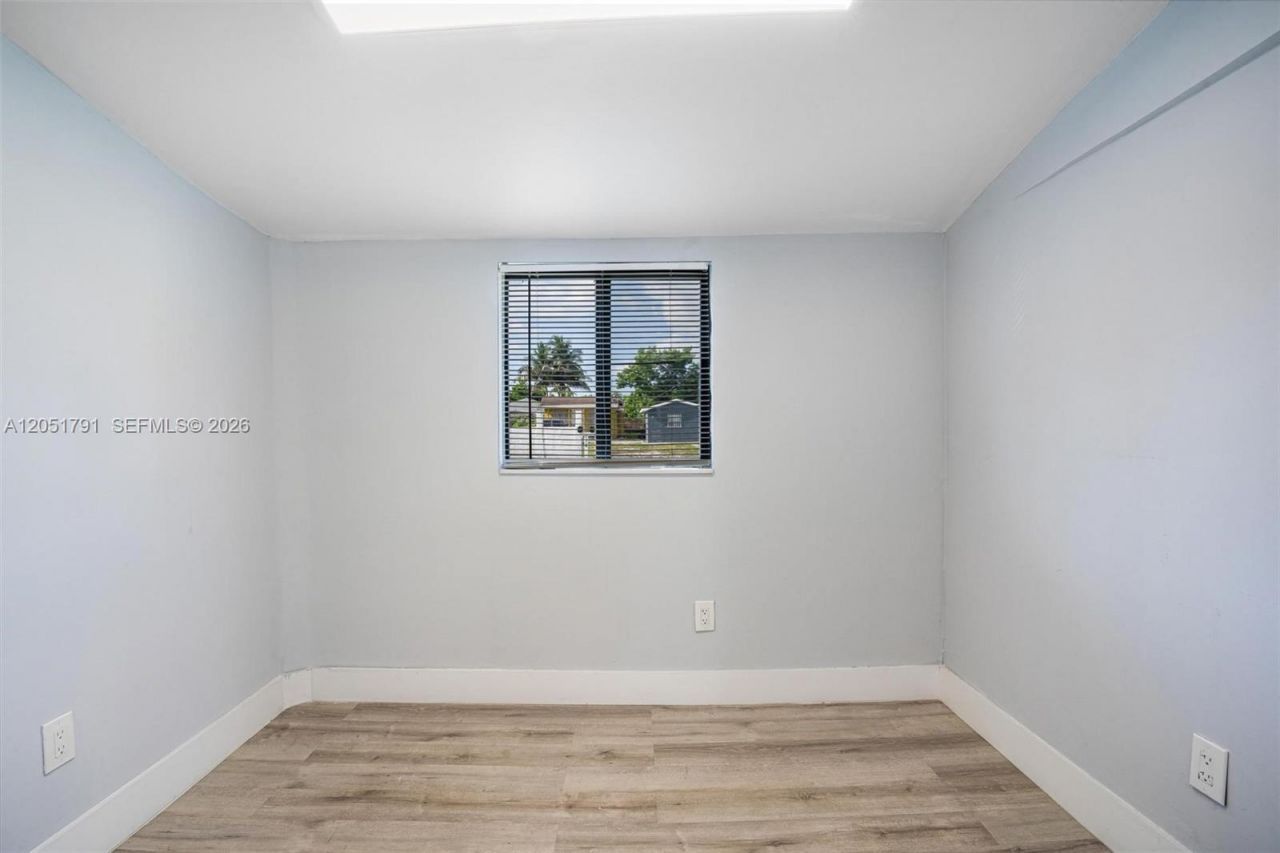 781 NW 108th St, Miami, FL 33168 Photo