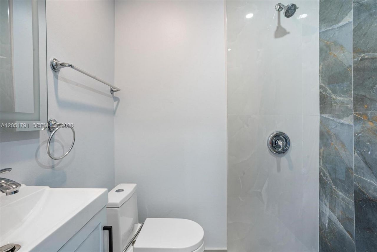 781 NW 108th St, Miami, FL 33168 Photo