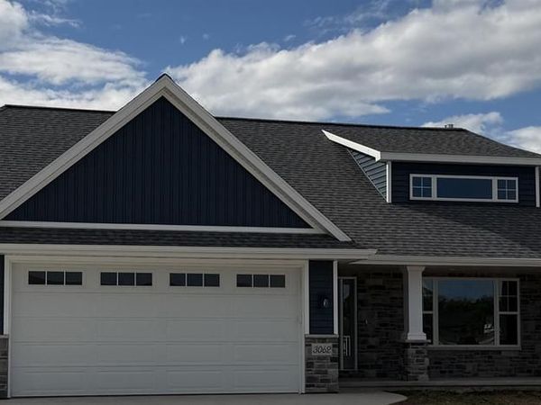 3062 STONE FENCE PLACE, Green Bay, WI 54311