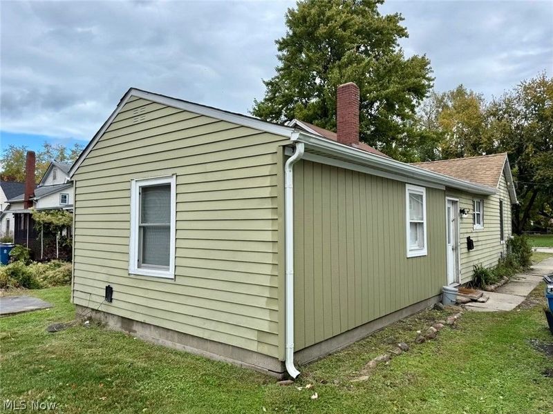 477 Henry Street, Painesville, OH 44077 Photo 10