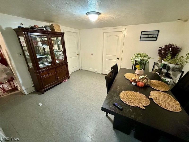 477 Henry Street, Painesville, OH 44077 Photo 4