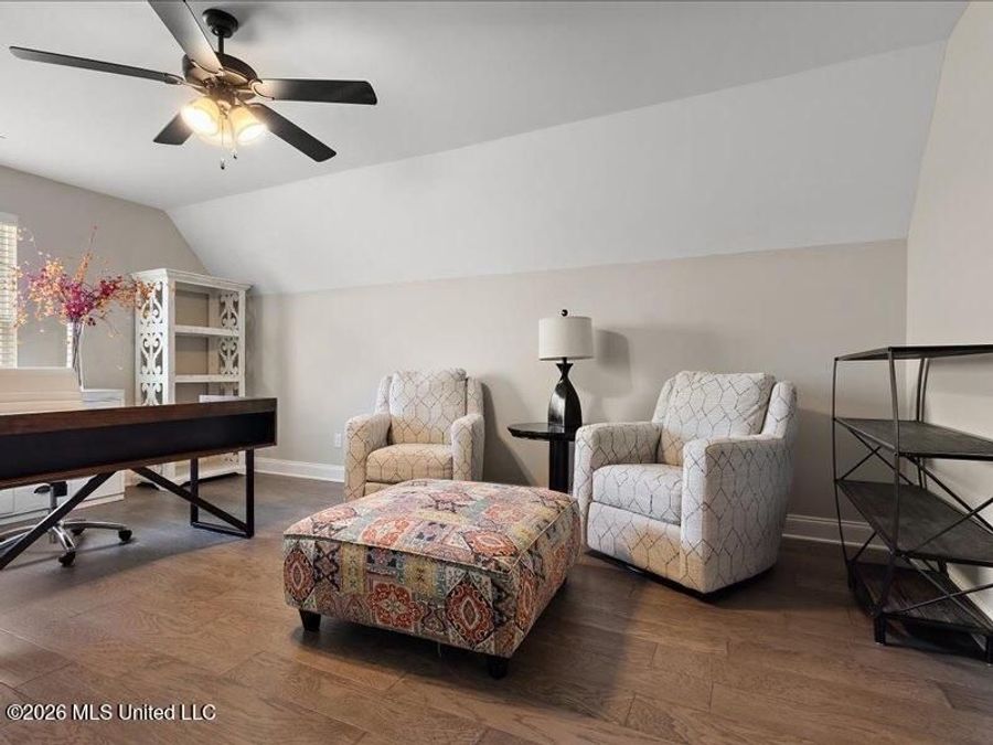 Property Image 37