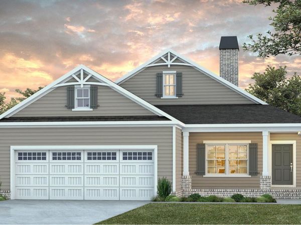 136 Chinaberry Street, Pine Mountain, GA 31822