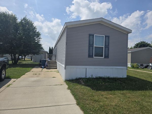 360 E Tuttle  Rd #55, Ionia, MI 48846
