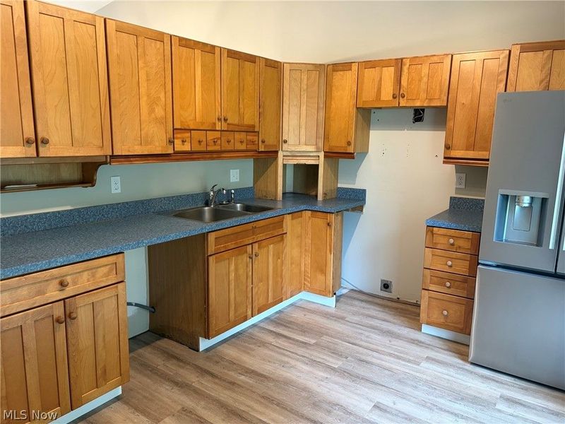 26150 Raintree Boulevard, Olmsted Falls, OH 44138 Photo 4