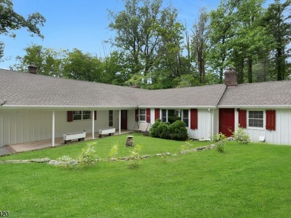 62 Gaston Rd, Morris, NJ 07960