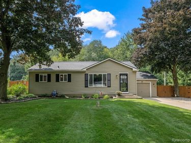 3500 FIELDVIEW Avenue, West Bloomfield Twp, MI 48324