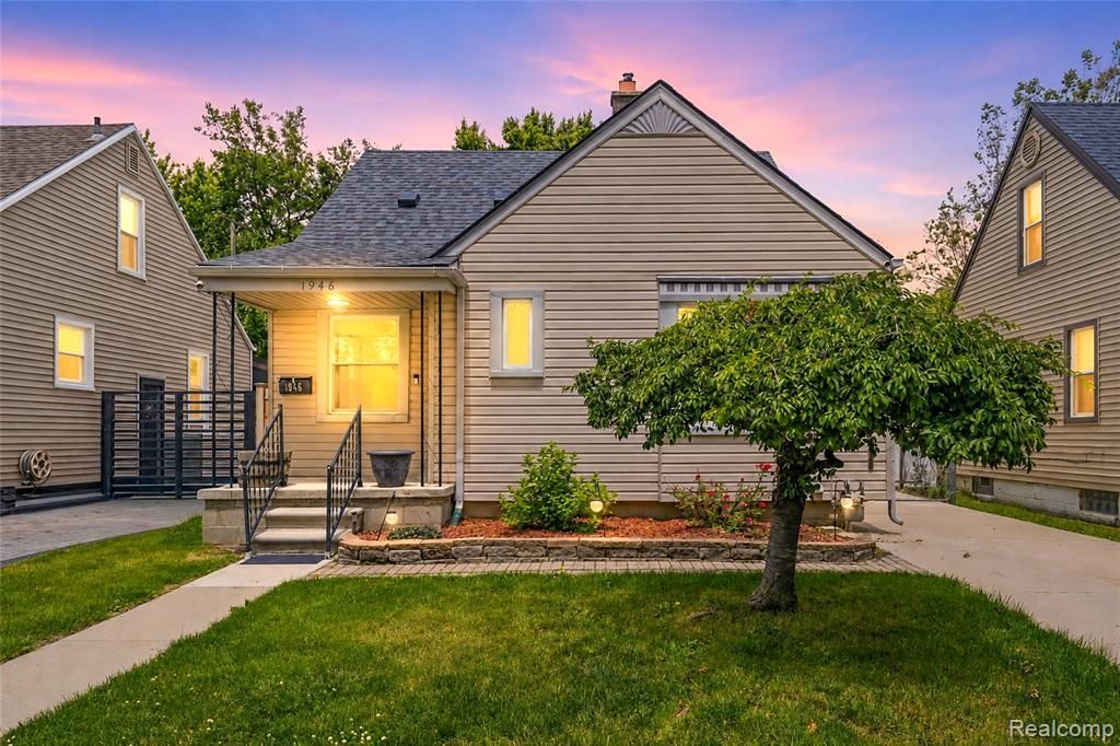 1946 Leblanc Street, Lincoln Park, MI 48146 Main Photo
