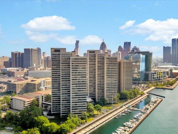 1001 W Jefferson Avenue, Unit 8A, Detroit, MI 48226