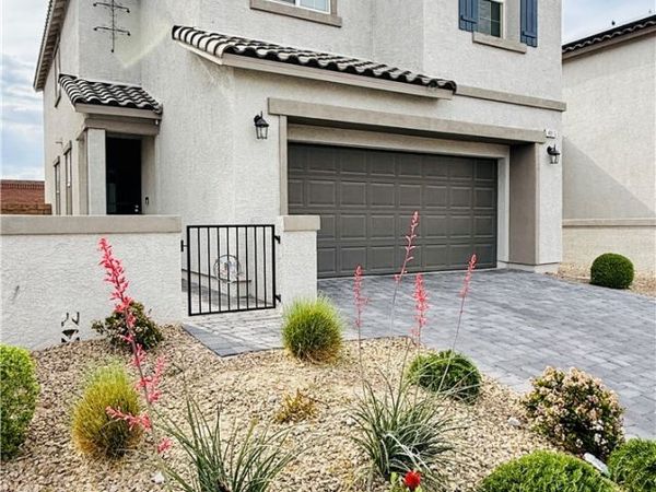 4815 Kinworthy Street , North Las Vegas, NV 89081