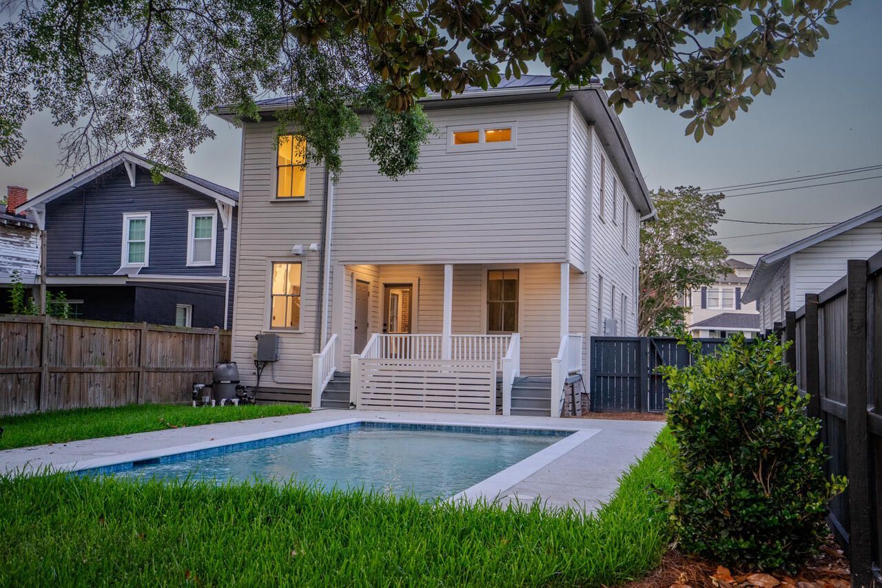 1135 King Street Photo 51