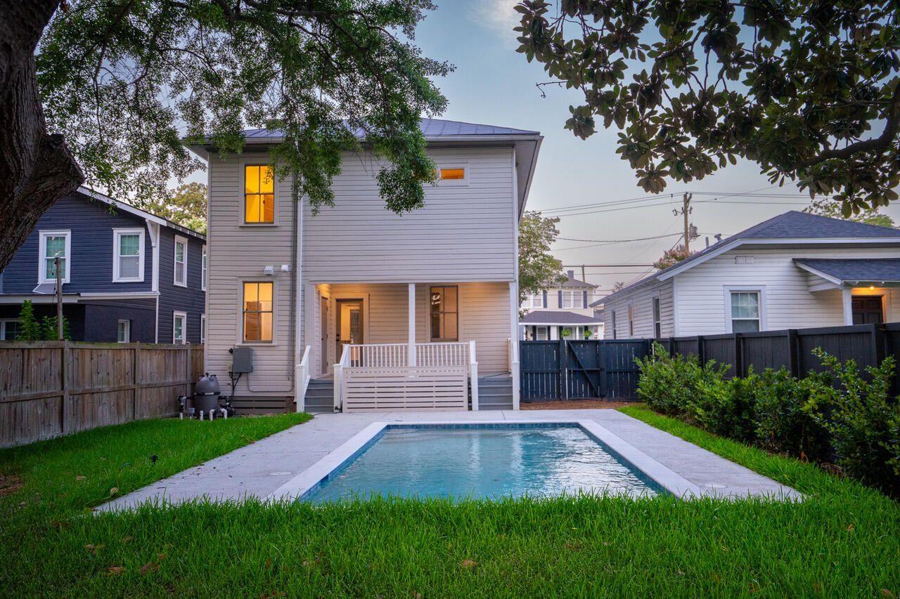 1135 King Street Photo 56