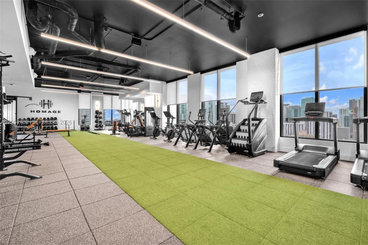 121 NE 5th St, Unit 304, Miami, FL 33132 Photo