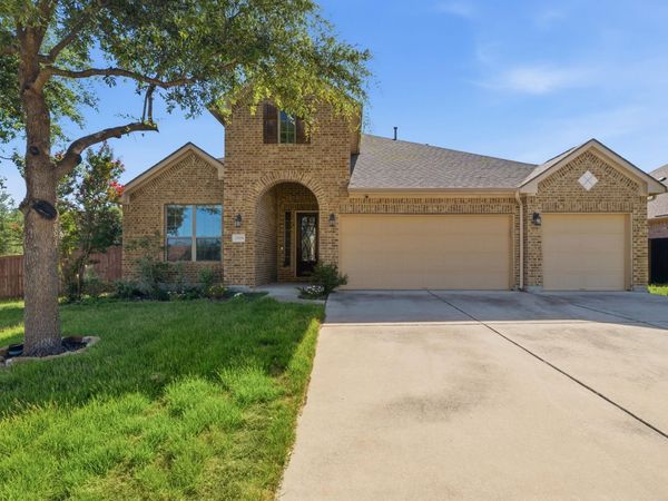 2508 Hilltop Divide LN, Leander, TX 78641