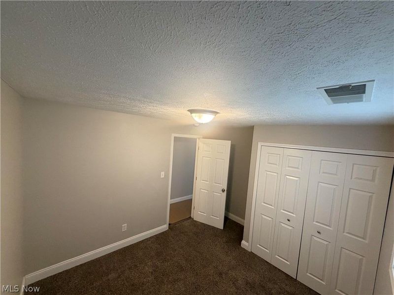 5976 Reynolds Road, Mentor on the Lake, OH 44060 Photo 10