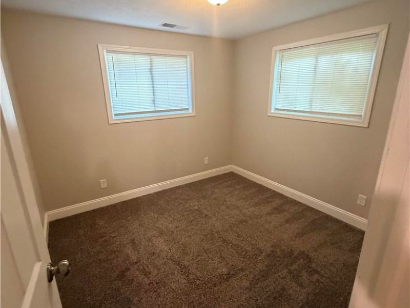 5976 Reynolds Road, Mentor on the Lake, OH 44060 Photo 11