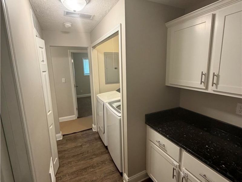 5976 Reynolds Road, Mentor on the Lake, OH 44060 Photo 14