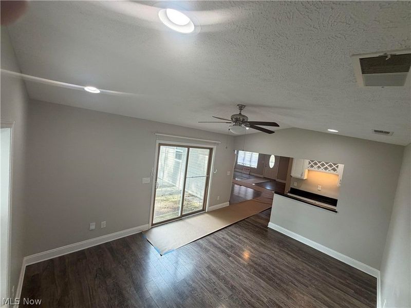 5976 Reynolds Road, Mentor on the Lake, OH 44060 Photo 7