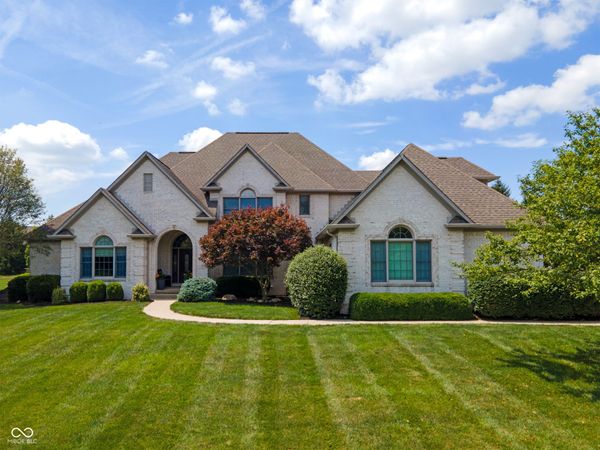 10658 Reel Creek Lane, Brownsburg, IN 46112