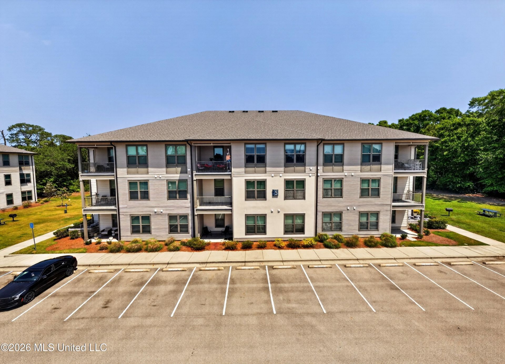 2501 Bienville Boulevard, Ocean Springs, MS 39564 Main Photo