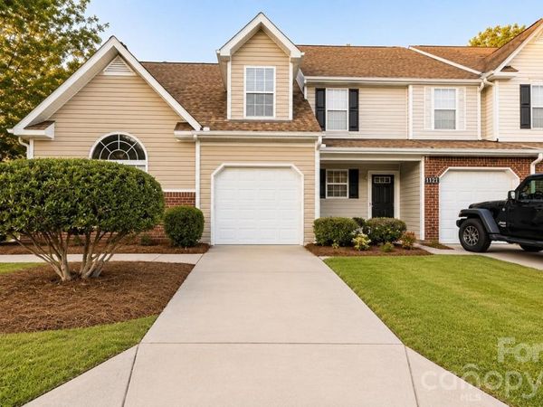 11117 Saintsbury Place , Charlotte, NC 28270