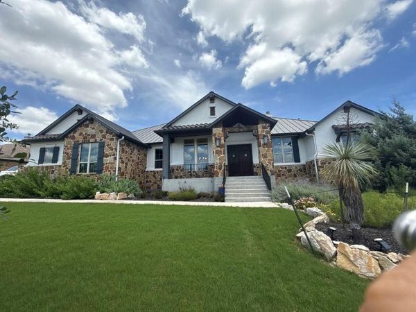 604 Brave Face ST, Leander, TX 78641