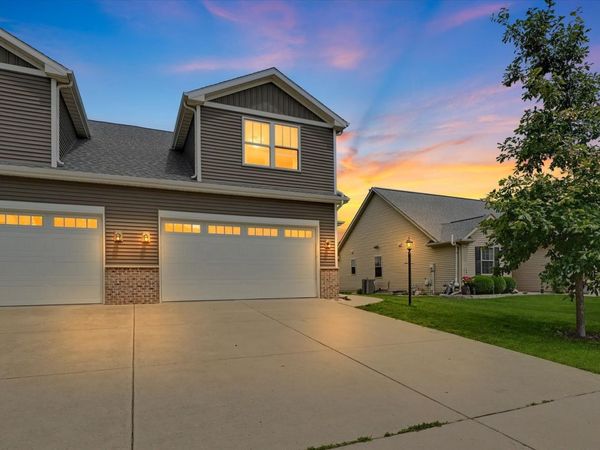 816 Sedgegrass Drive , Champaign, IL 61822