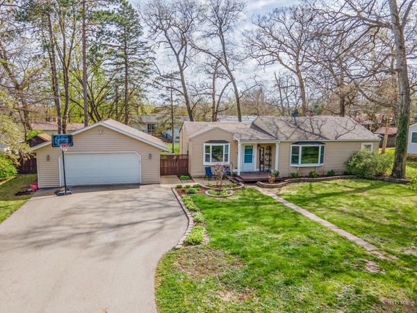 8911 Pine Avenue , Wonder Lake, IL 60097