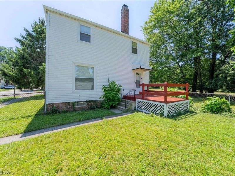 19211 Mohican Avenue, Cleveland, OH 44119 Photo 23