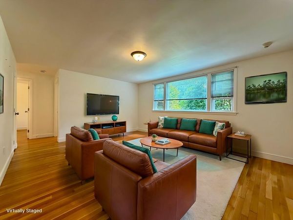15 Park Avenue, Unit 4, Foxboro, MA 02035