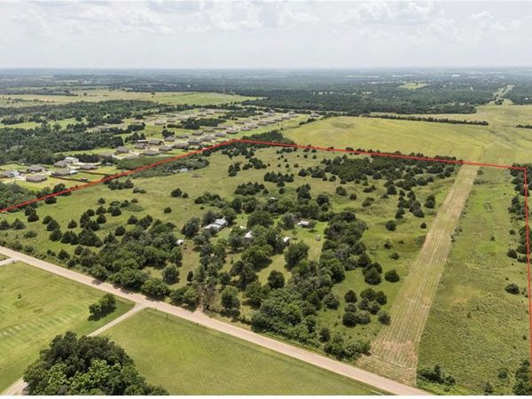 4025 S Post Road, Guthrie, OK 73044