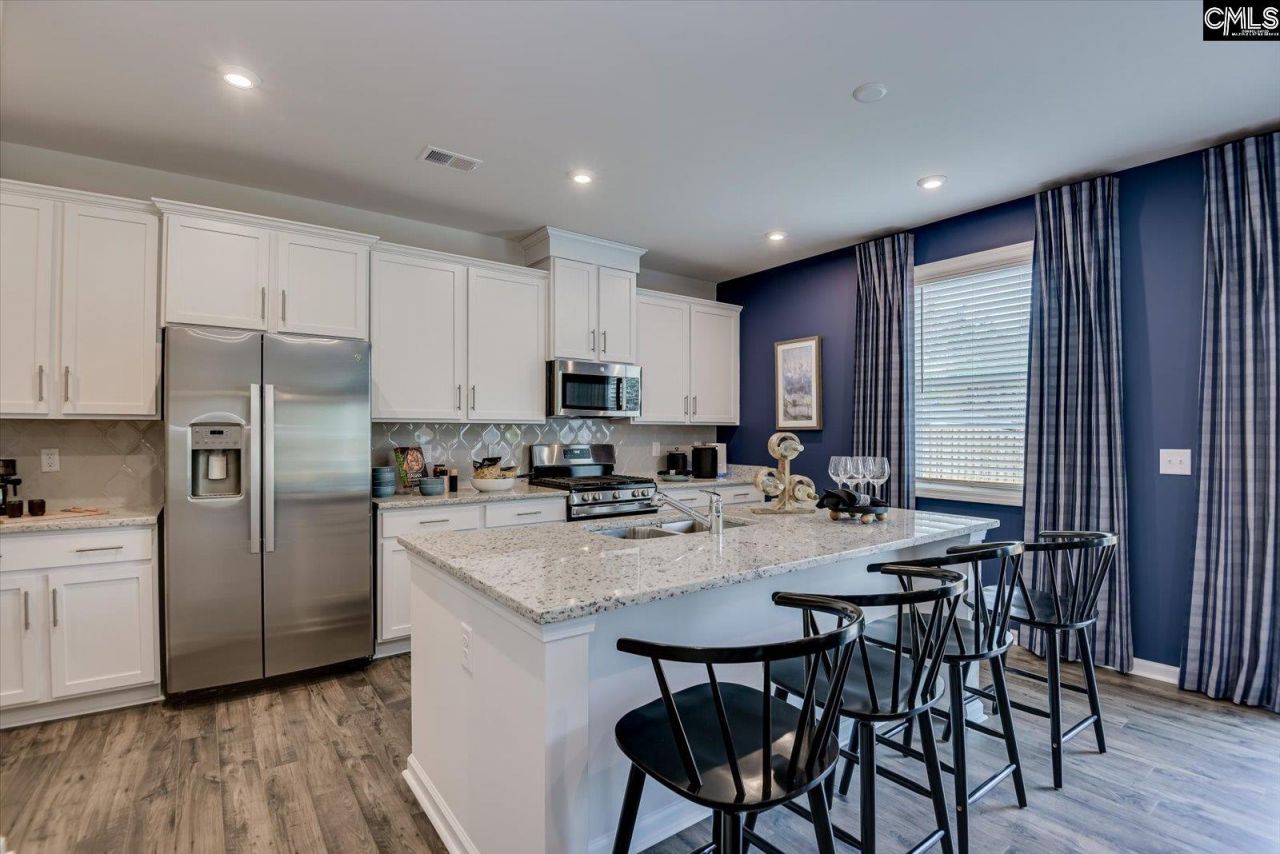 290 Summer Orchard Drive  Photo 13