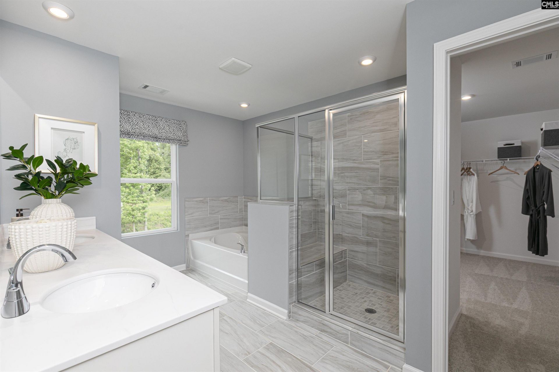 290 Summer Orchard Drive  Photo 4