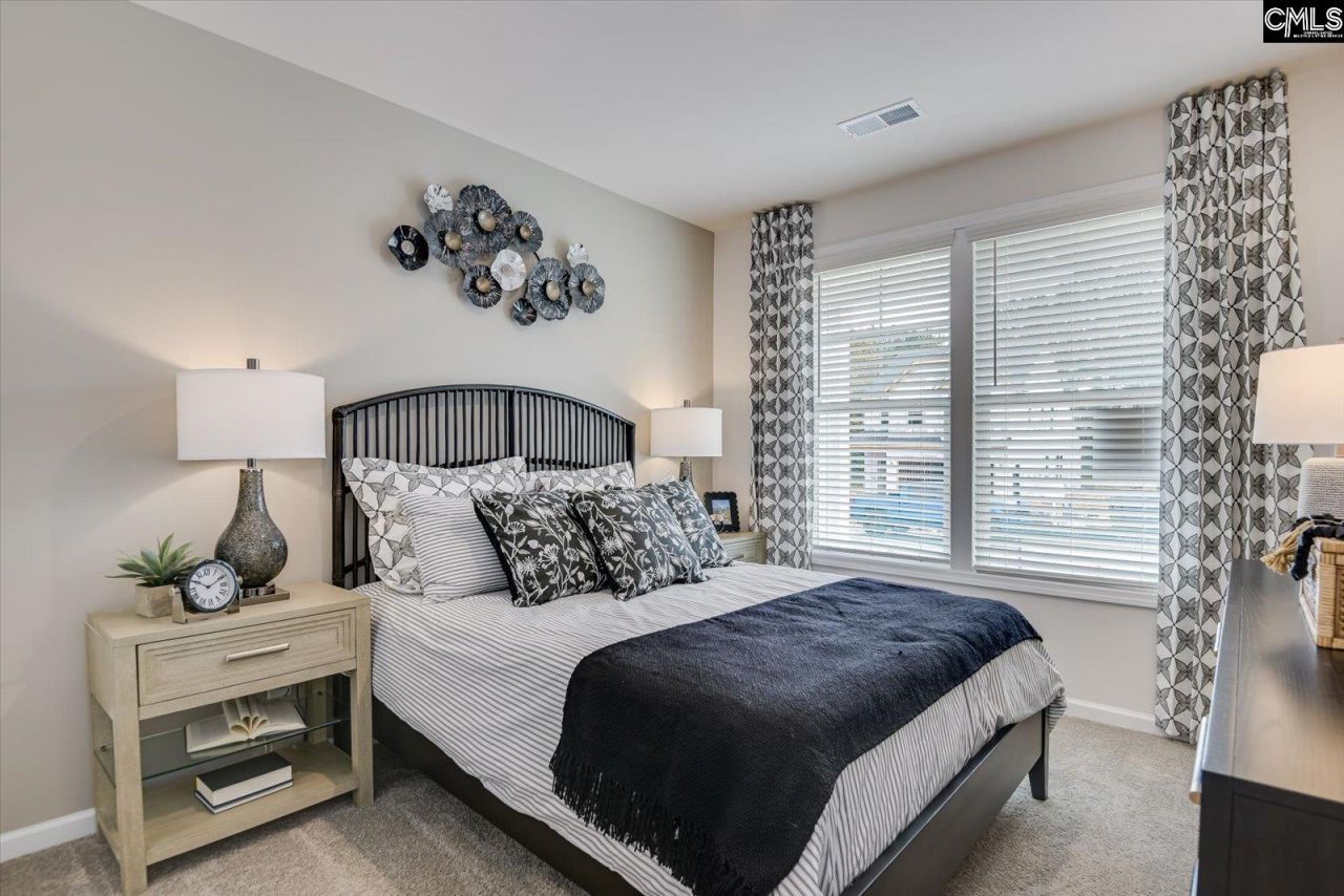 290 Summer Orchard Drive  Photo 8