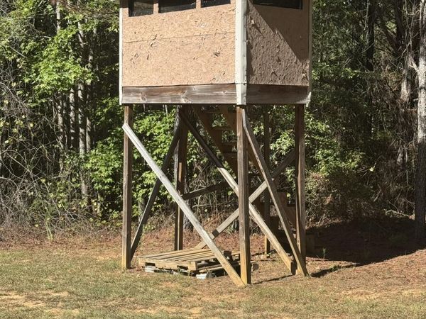 Farmington Road, Glen, MS 38846