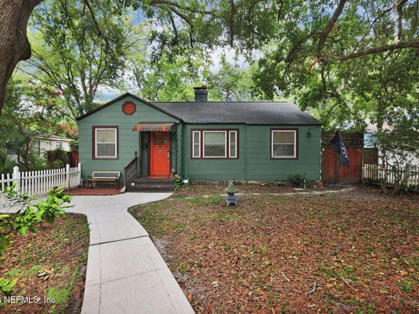 1521 CHARON Road, Jacksonville, FL 32205