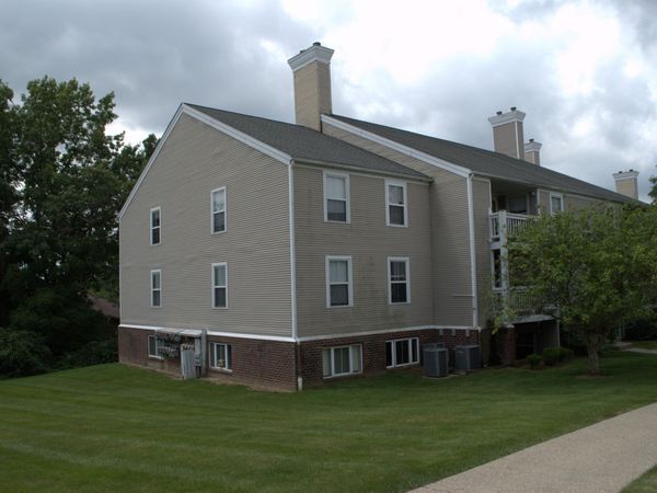 101 Fieldcrest Street, Unit 302, Ann Arbor, MI 48103