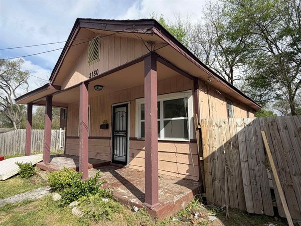 2180 HUNTER AVE, Memphis, TN 38108
