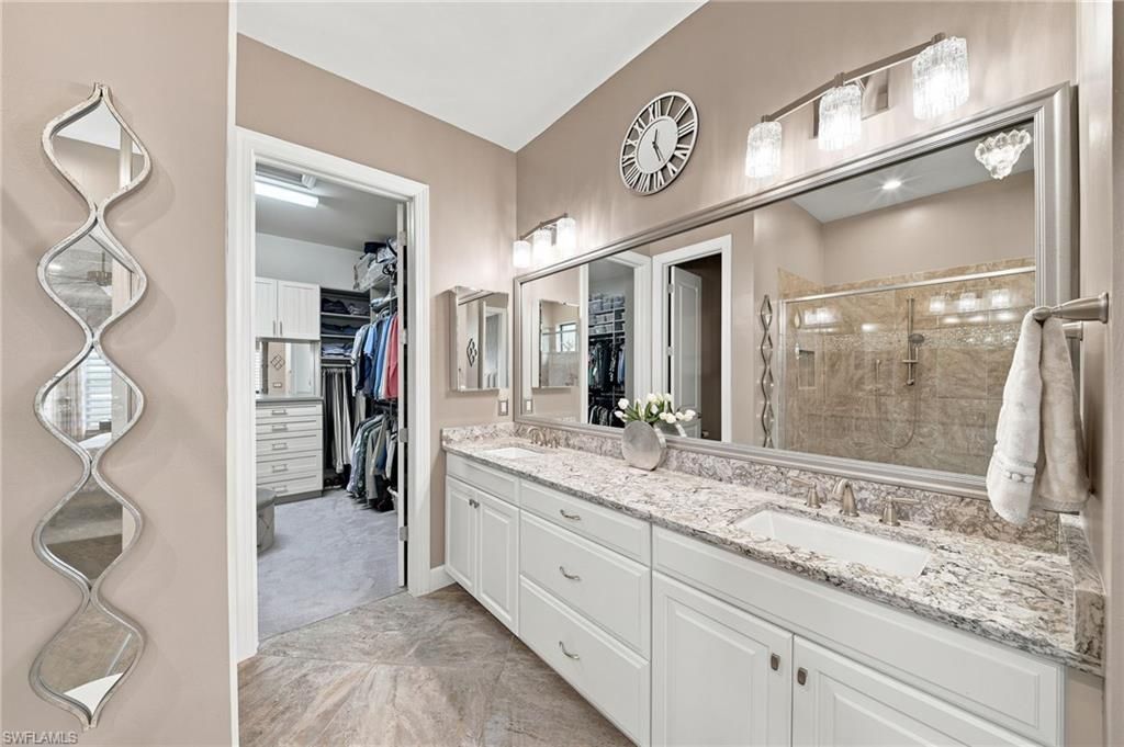 9392 Terresina Dr, Naples, FL 34119 Photo