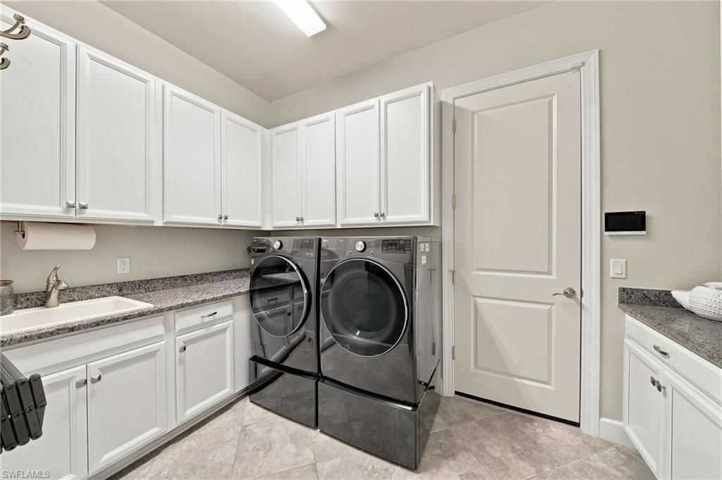9392 Terresina Dr, Naples, FL 34119 Photo