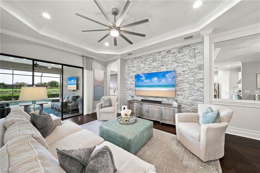 9392 Terresina Dr, Naples, FL 34119 Photo